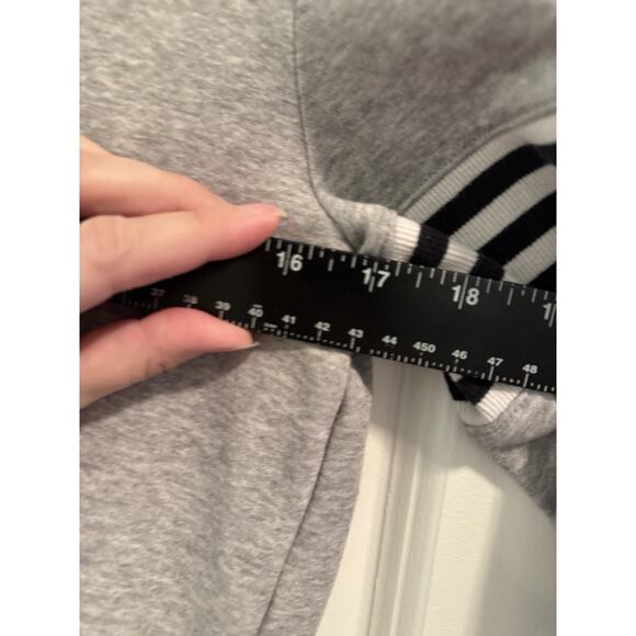 Adidas Women's Changeover Crew Sweatshirt Gray Size Small - Picture 5 of 9